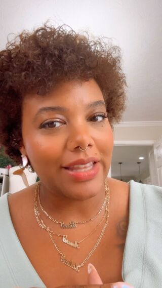 Hurt people hurt people. 

Healed people, heal people.

We get to choose what is we’re spreading so pick wisely 😘😘😘