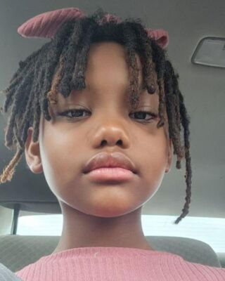 ABC sent me this picture of herself and I just want you all to just sit in utter awe with me of this exceptional womb work here.

🥹🥹🥹